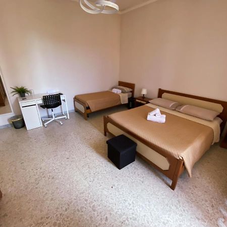 Bed and Breakfast Happy Days Террачина Экстерьер фото